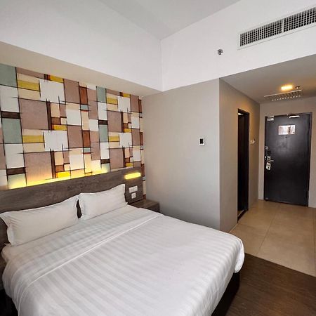 Ajang Hotel Мири Экстерьер фото